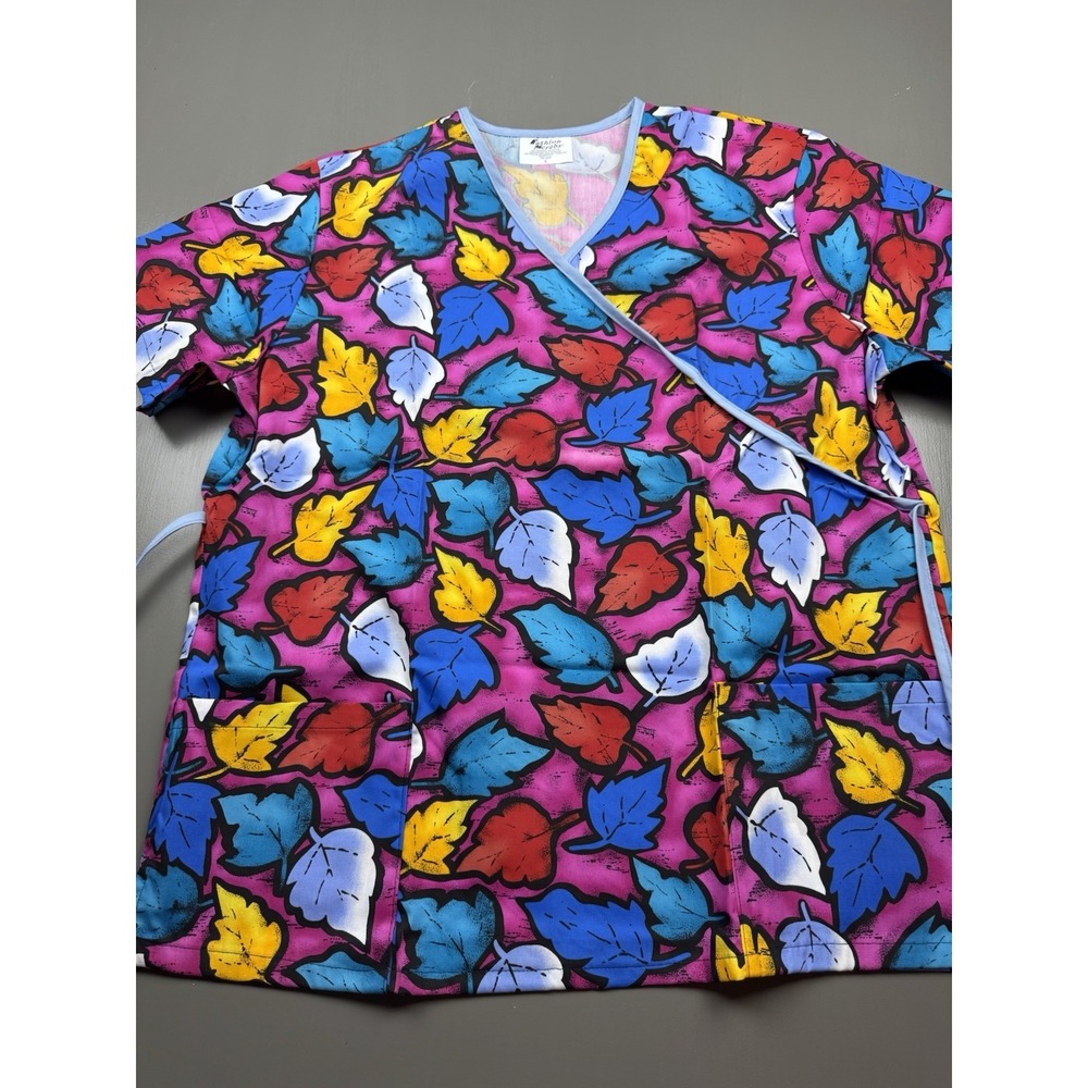 Fashion Women's Mock Wrap Scrub Top Size Large Multicolor Leaf Design Fall Print